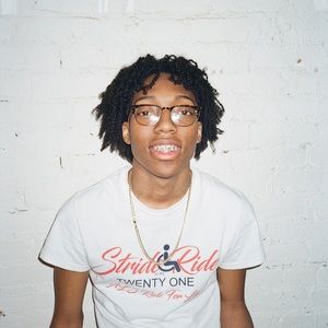 Meet your Posher, Dakoi